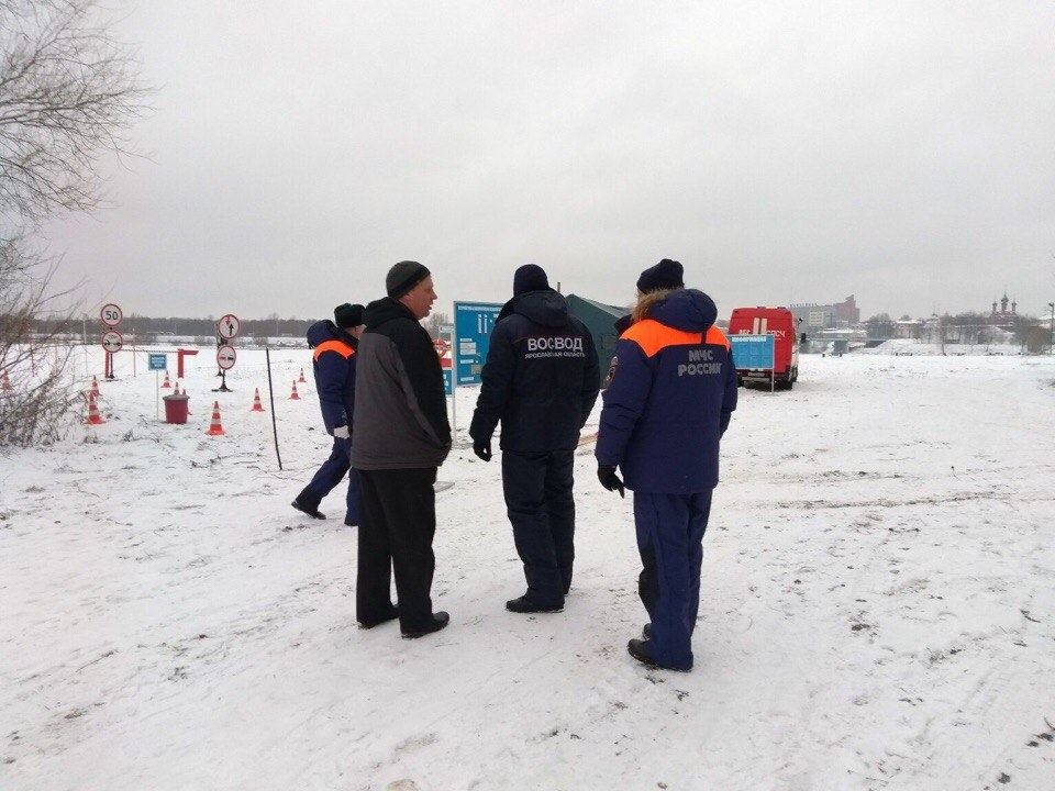 ВОСВОД Ярославль: Смотр готовности всех специальных служб и добровольческих организаций, посвящённый безопасности людей на водных объектах