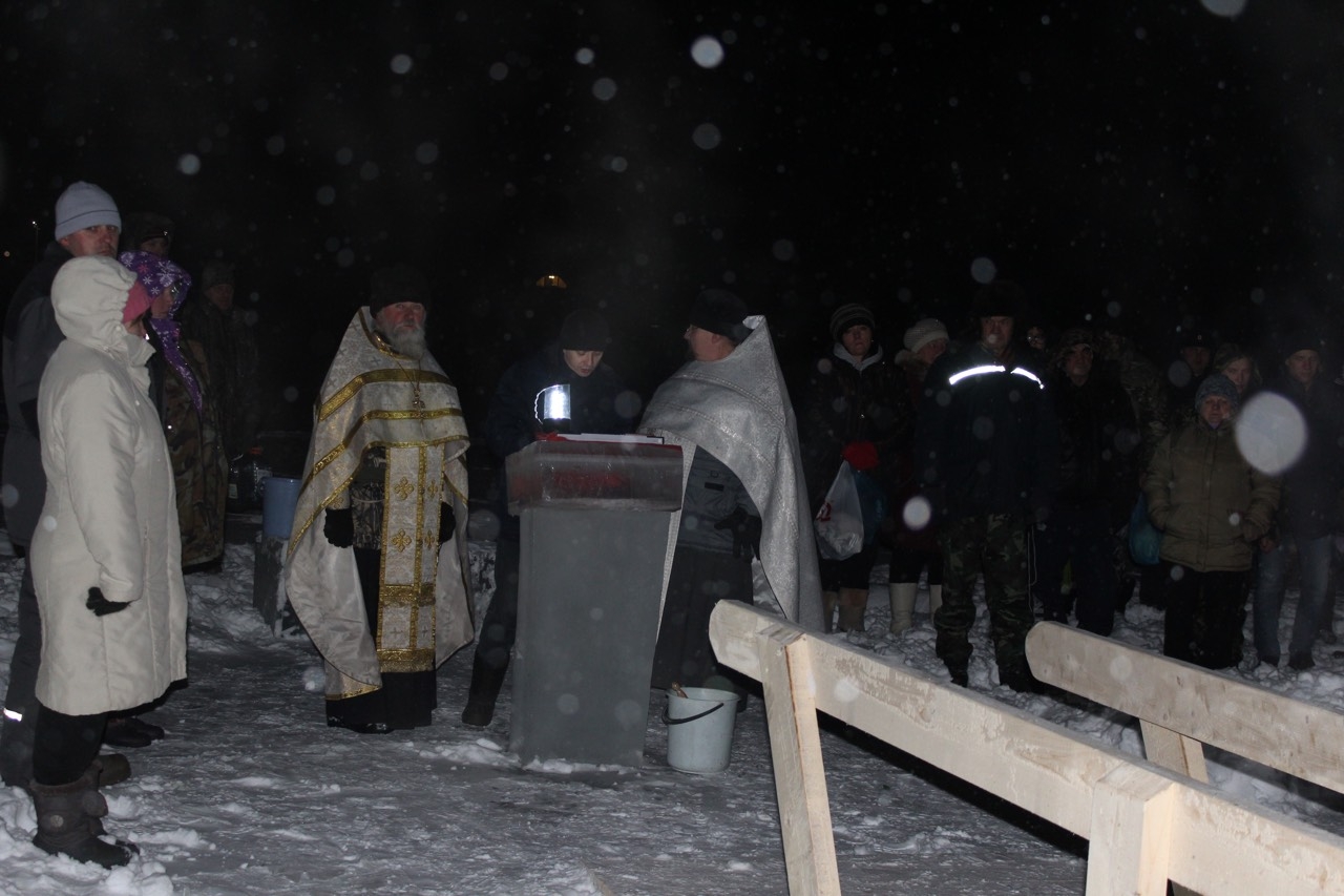 ВОСВОД Ярославль: Благословение верующих председателем Брейтовского отделения ВОСВОД